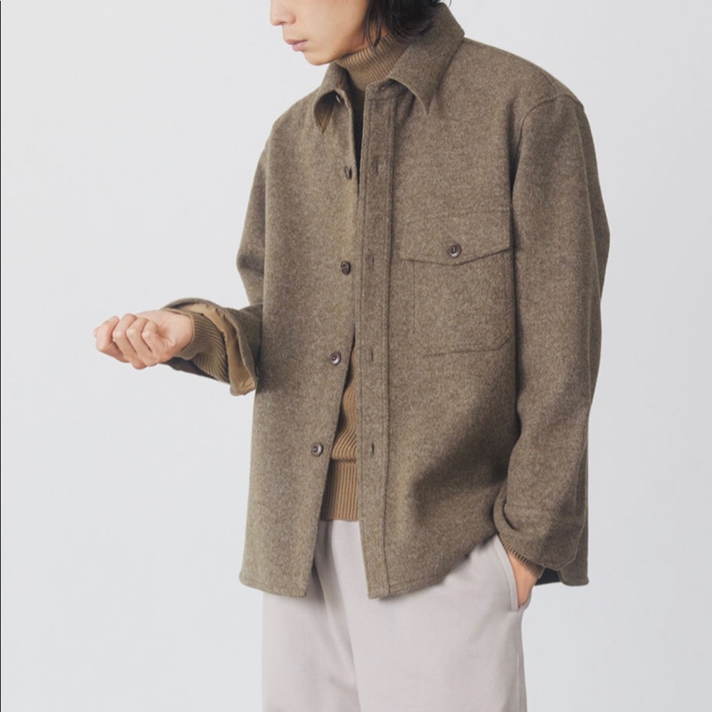 Uniqlo U Black Long Sleeve Shirt